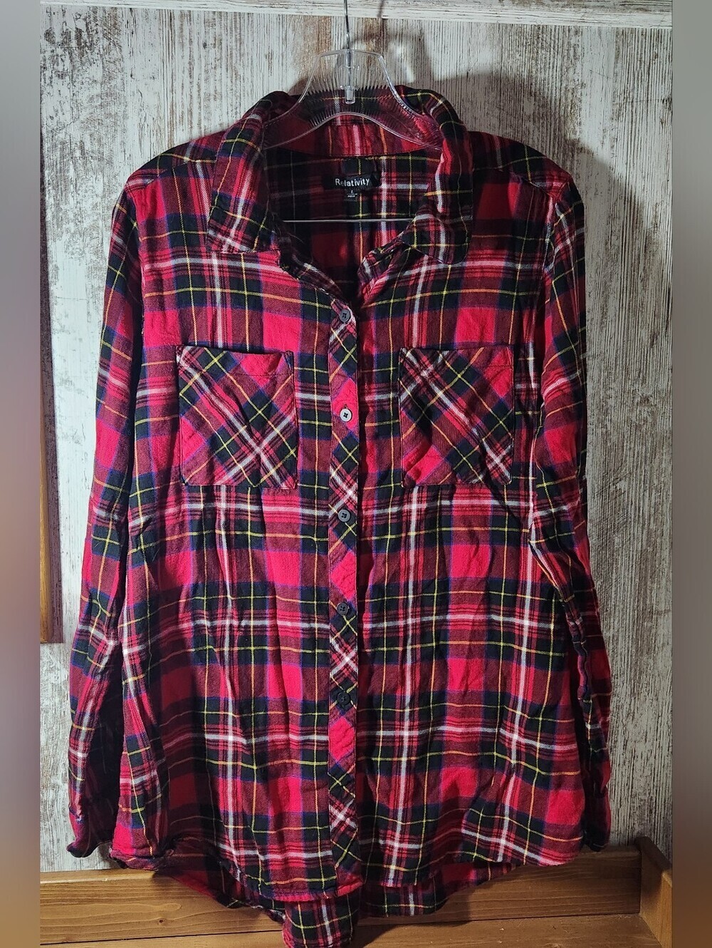 Relativity Red Plaid Button-Up Shirt Size Large